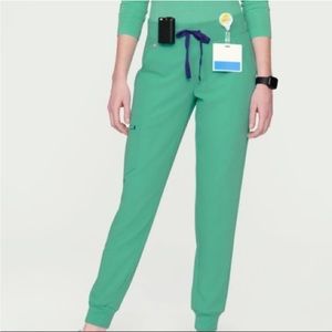 Zamora Jogger surgical green